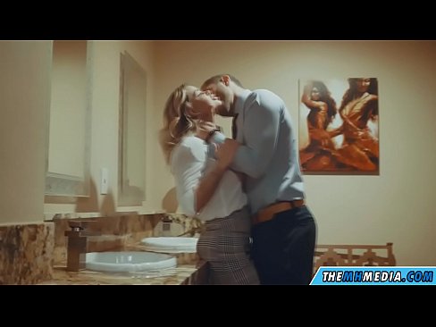❤️ Kur një bjonde me bukë ju josh në një banjë publike ❤❌ Porno shtëpie në pornografi sq.masseffect1.ru ️❤